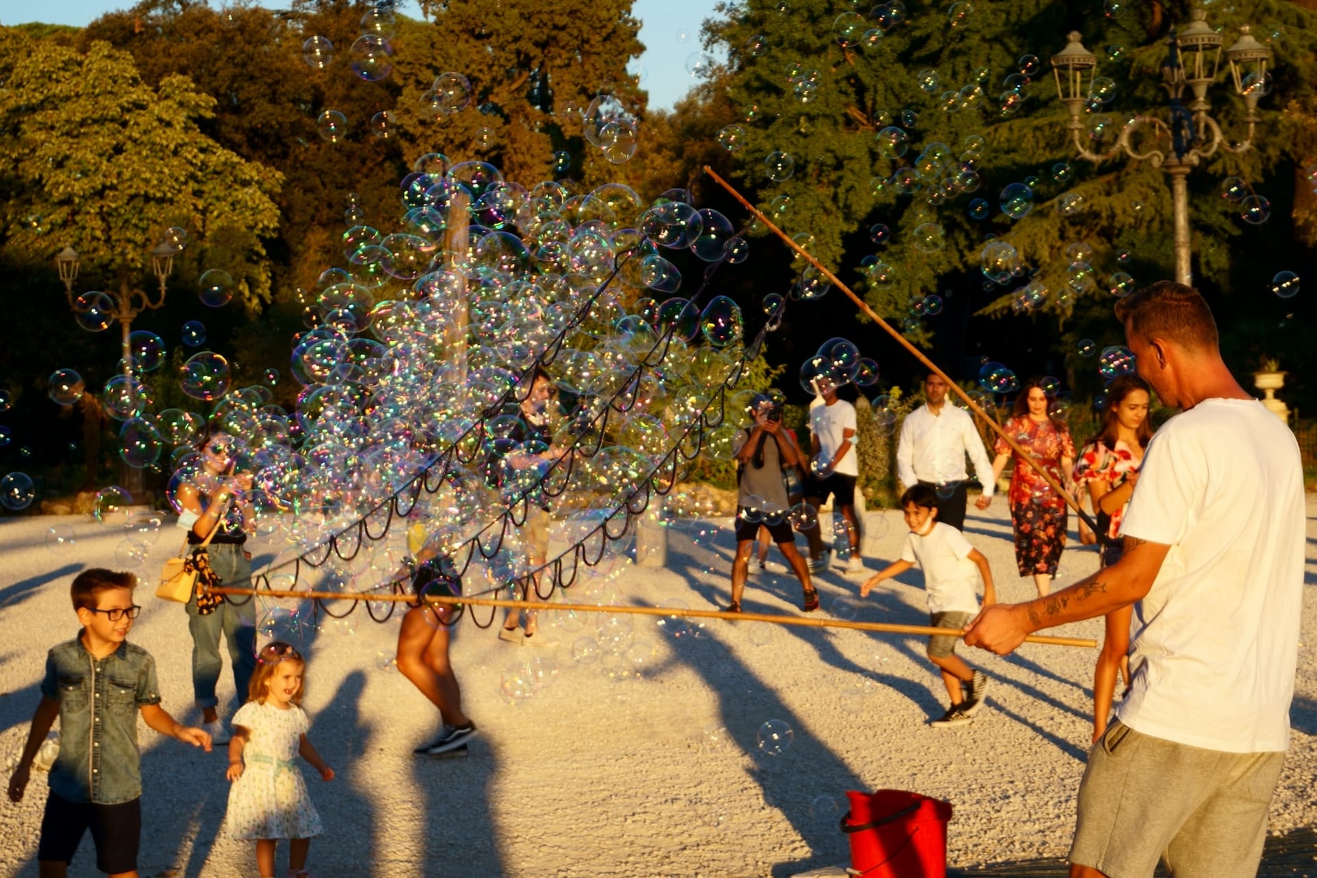 Des enfants à Rome